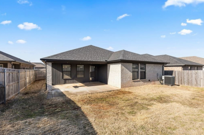Building Photo - 3117 Red Cedar Way