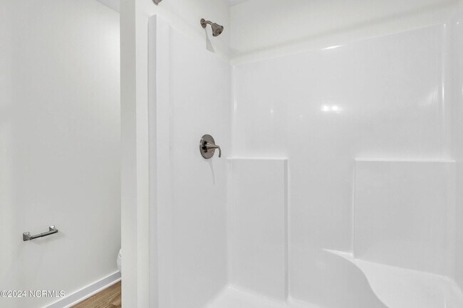 Building Photo - 6332 Beckington Dr