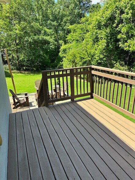 Rear Deck - 4493 Winn St