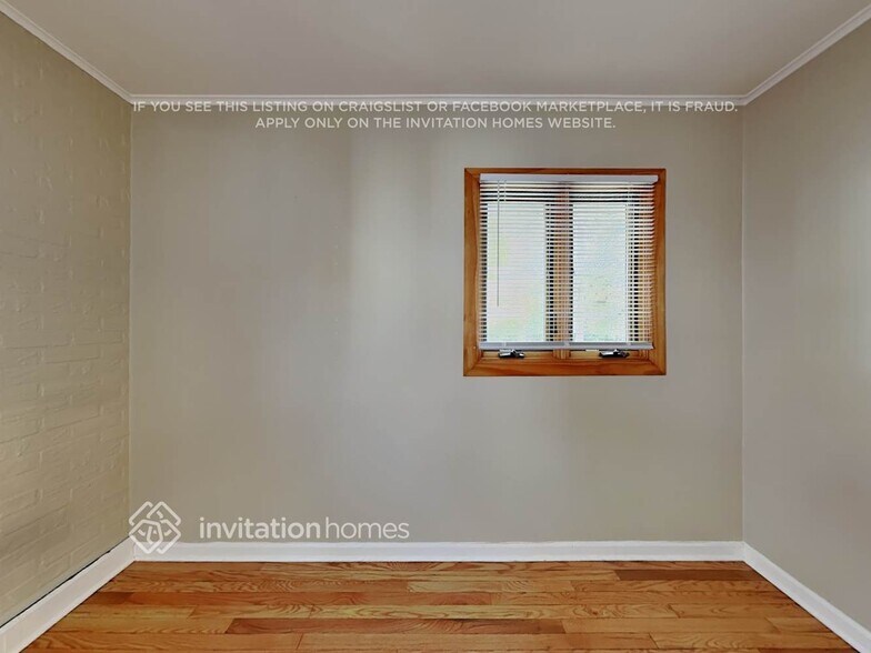 Building Photo - 407 N Derbyshire Ave