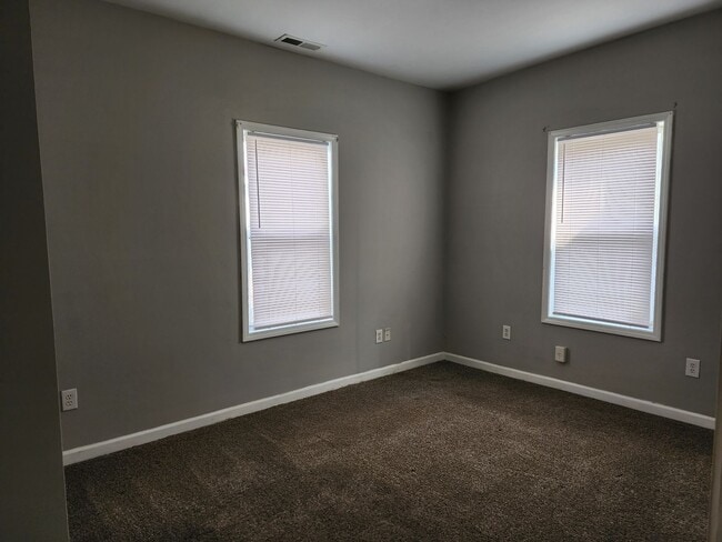 Building Photo - Single Family 3BR 1BA