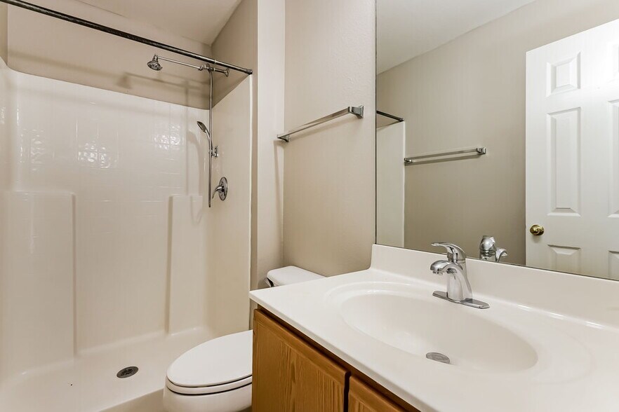 Building Photo - 10555 Opus Dr