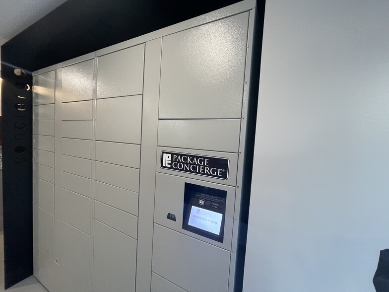 Building Photo - 623 Avenue H