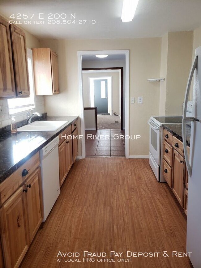 Building Photo - 2 bedroom home in Rigby by HomeRiver Group