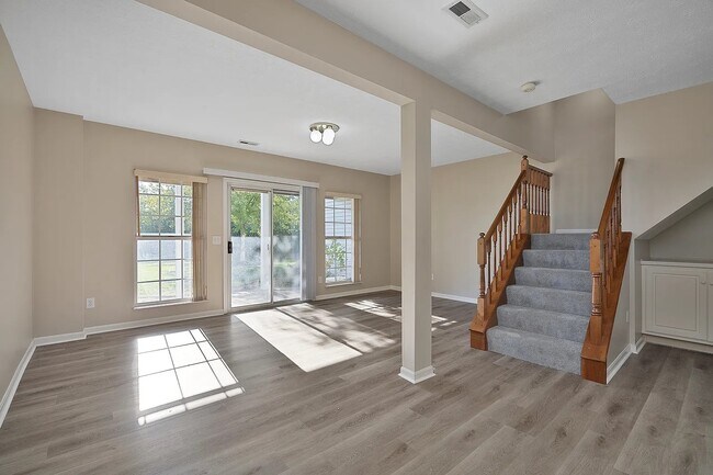 Building Photo - 4427 Towneside Ct