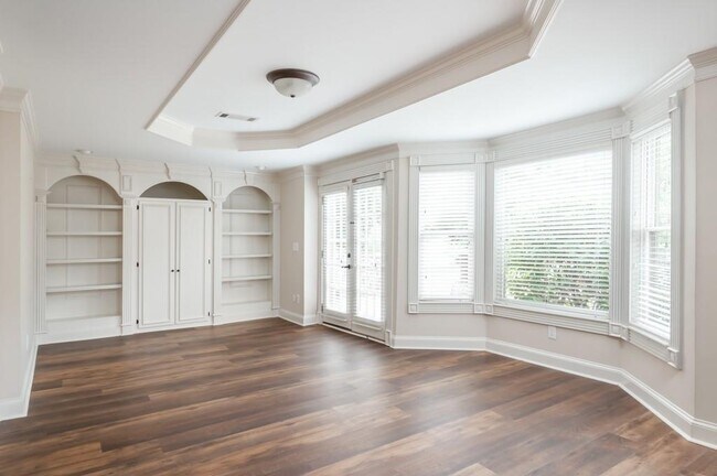 Building Photo - 6005 Oakbury Ln