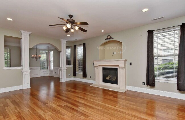 Building Photo - Charming 3-Bedroom in Arbor Croft with Out...