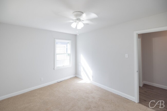 Building Photo - 872 Forrest Ave