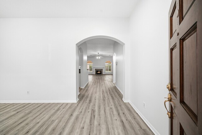 Building Photo - 4723 Knights Branch Dr