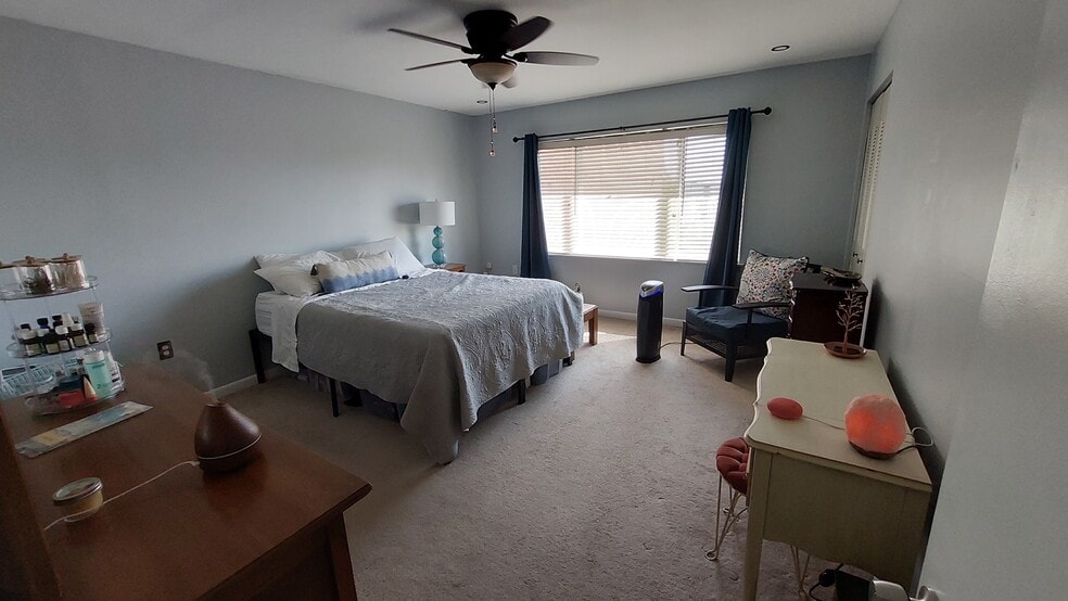 Building Photo - 134 Roberts Ln