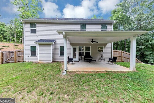 Building Photo - 66 Vicky Way