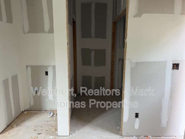 Building Photo - 1203 Fern St