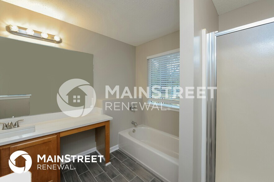 Building Photo - 3090 Crest Ridge Cir SW