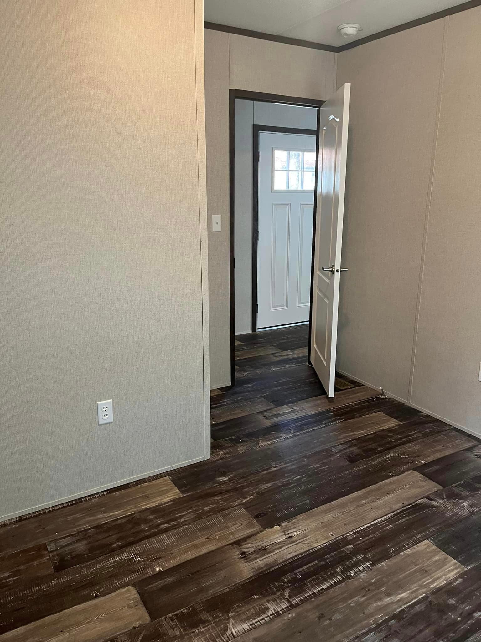 Building Photo - 117 Peggy St