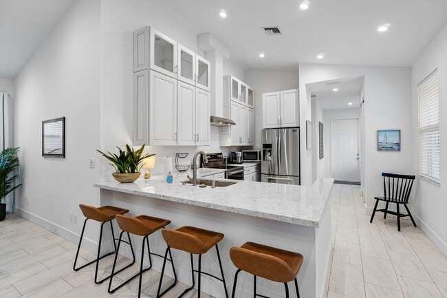 Primary Photo - 17868 Limestone Creek Rd