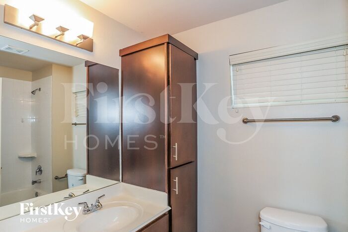 Building Photo - 4327 Darter St