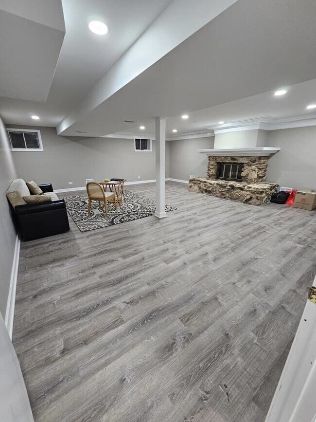 Building Photo - 770 Cordial Dr