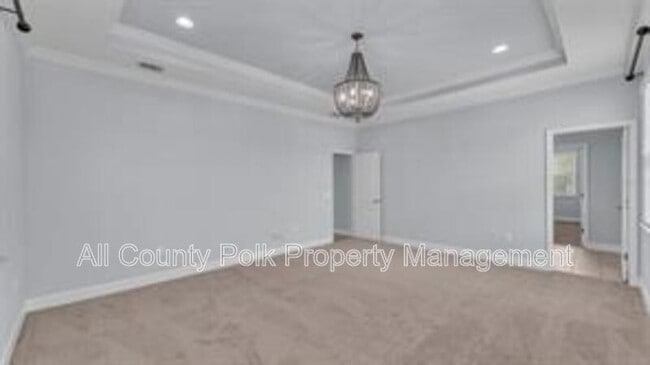 Building Photo - 1095 Woodland Oaks Dr