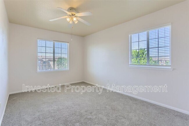 Building Photo - 15700 E Jamison Dr