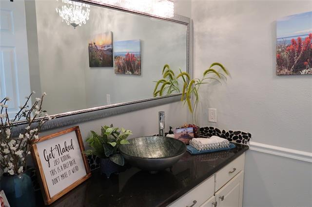 Building Photo - 3816 Mediterranean St