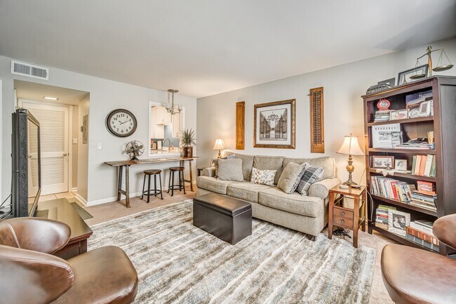 Building Photo - 601 Boyd Mill Ave