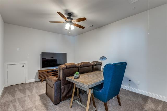 Building Photo - 814 Davids Way