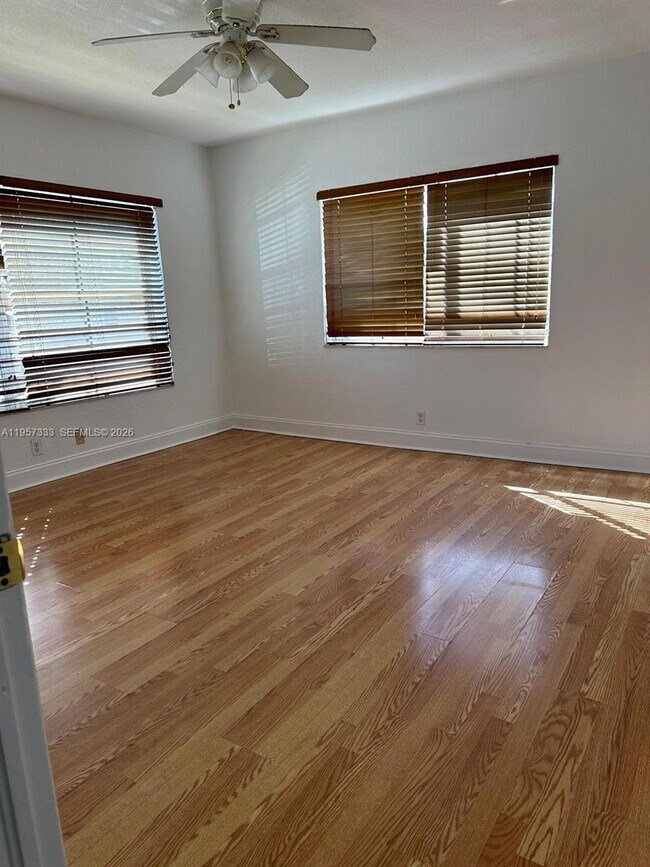 Building Photo - 1065 97th St