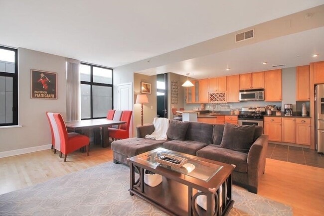 Building Photo - 610 Newark St.