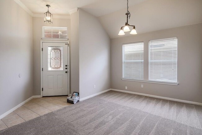Building Photo - 11716 Larch Valley Dr