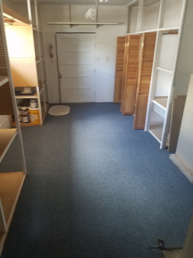 Building Photo - STATUS:AVAILABLE  |R136a| $1795