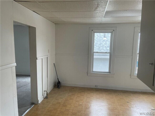 Building Photo - 226 Longnecker St