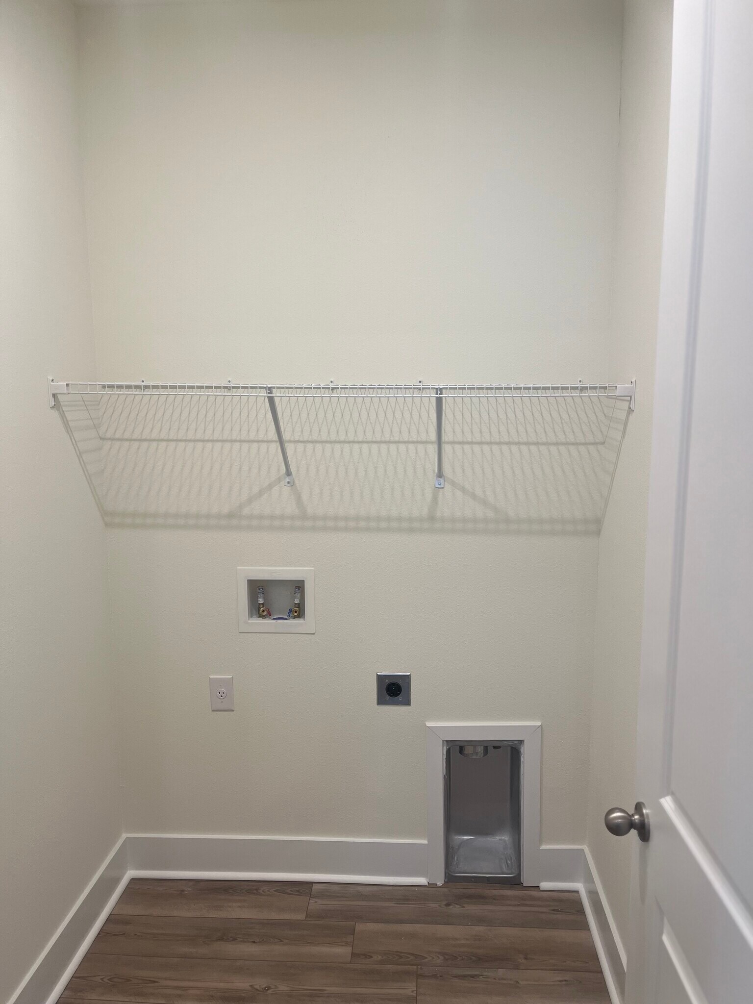 LAUNDRY - 10279 Bonavie Cove Dr