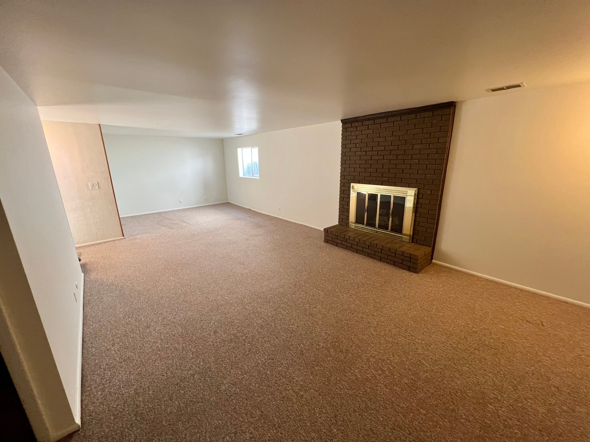 Bonus Living Room - 2344 E Fisher Ln