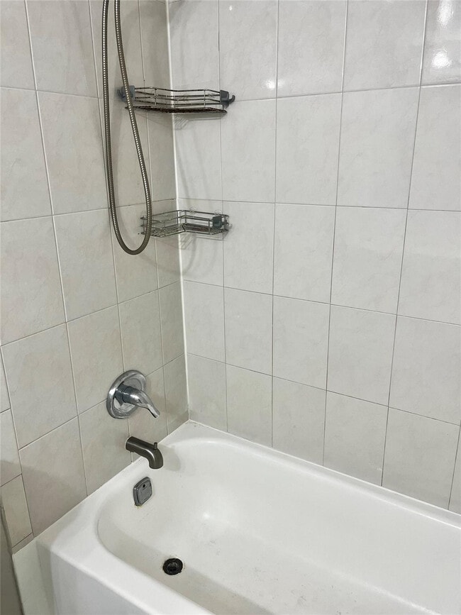 Building Photo - 4394 NW 9th Ave