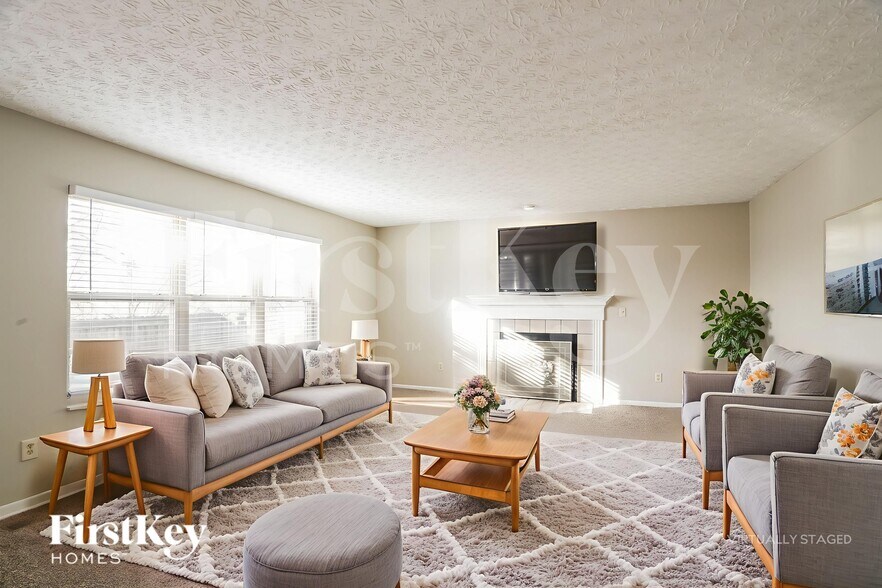 Building Photo - 3657 Lake Lanier Dr