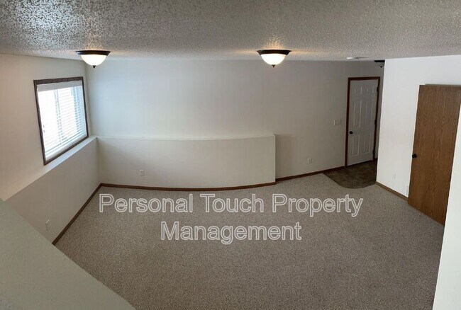 Building Photo - 2580 5th St W
