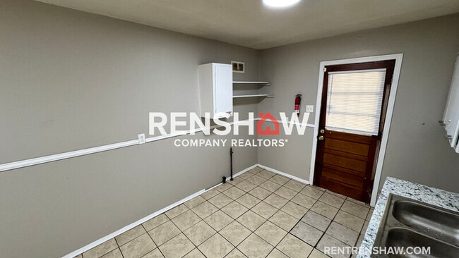 Building Photo - 3056 Arrendale St