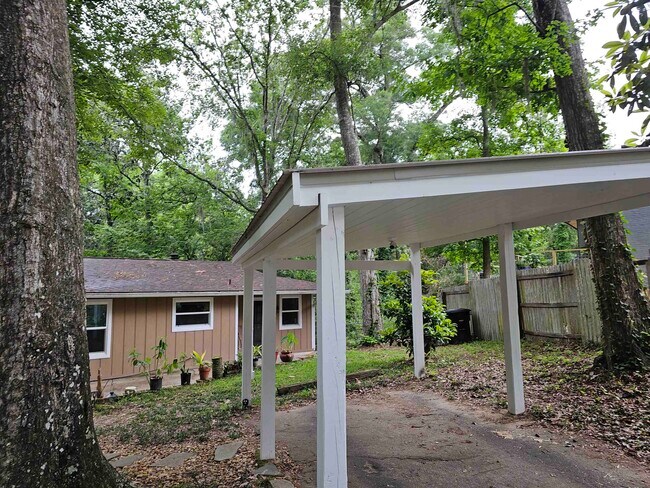 Building Photo - 3624 Barbary Dr