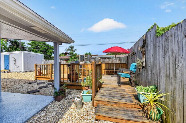 Building Photo - 318 Glen Arbor Terrace