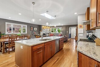 Building Photo - Amazing 5BR/3BA Home in Bethesda,MD - Ready early July!