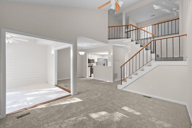 Building Photo - 9024 St Thomas Ln