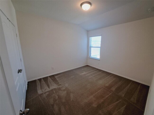 Building Photo - 17015 Gibbons Path