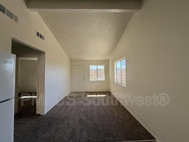 Building Photo - 364 Rio Grande Ct