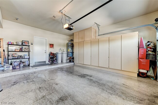 Building Photo - 10617 Austin Bluffs Way