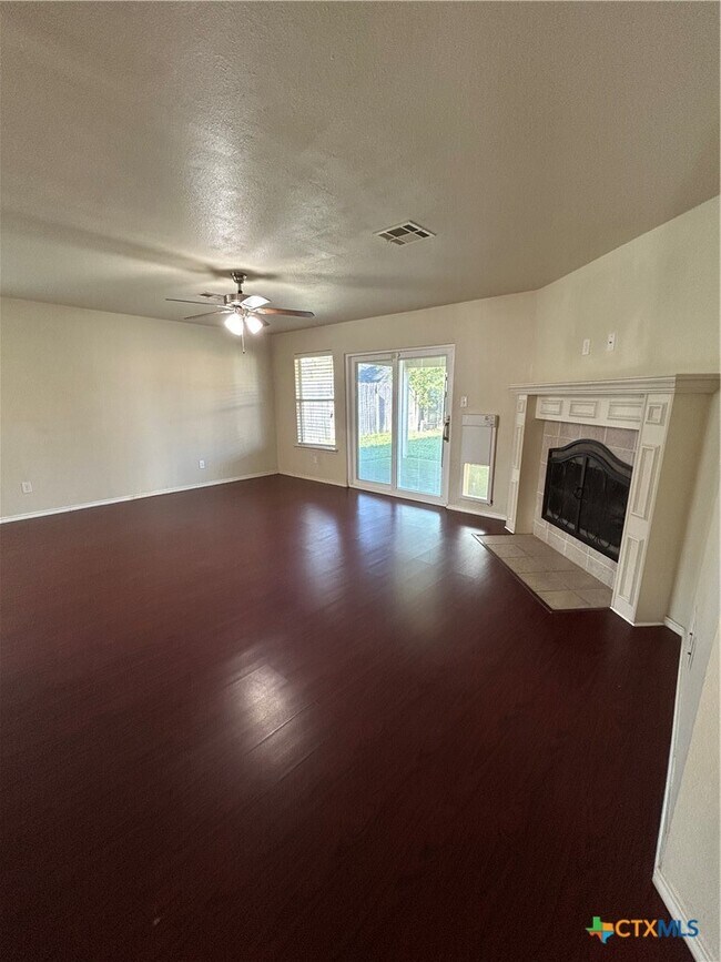 Building Photo - 3043 Rain Dance Loop