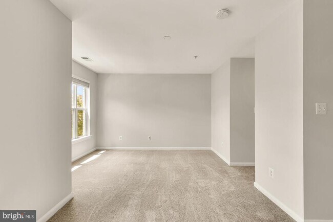 Building Photo - 1227 V St NW