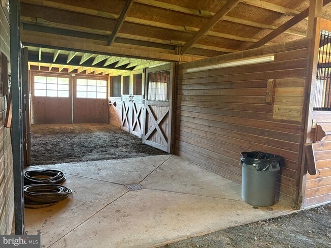 Building Photo - 7149 Gordonsville Rd