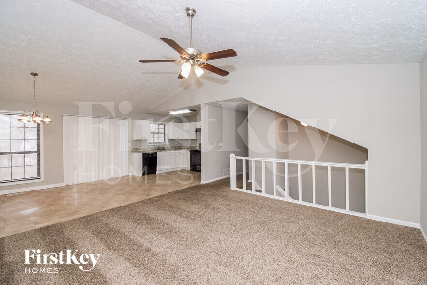 Building Photo - 1648 Olde Oak Dr