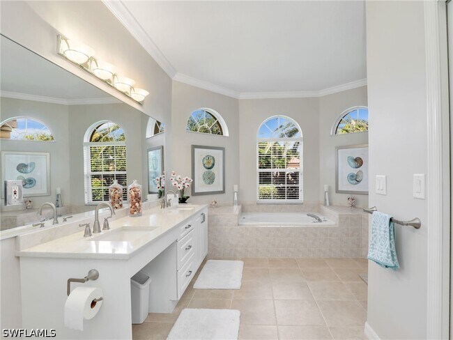 Building Photo - 8845 Lely Island Cir