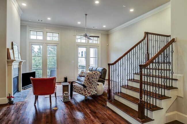 Building Photo - 10912 Wrenwood Park